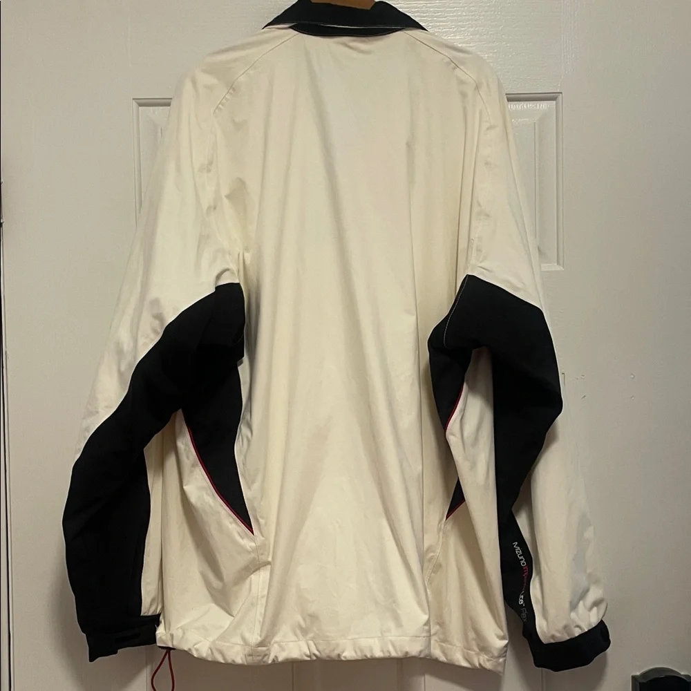 Mizuno Black‎ and White Windbreaker with Red Details